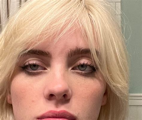 sleepy eyes  trendingheres     eye