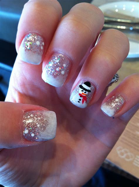 7+ Snowman Nail Art Designs - Studio Irane Azad