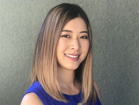 1-800 Contacts Review: Here's What Buying From Them Is Like