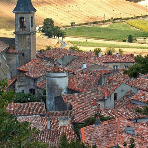 Discover the towns and villages in Tarn, Aveyron in Lautrec
