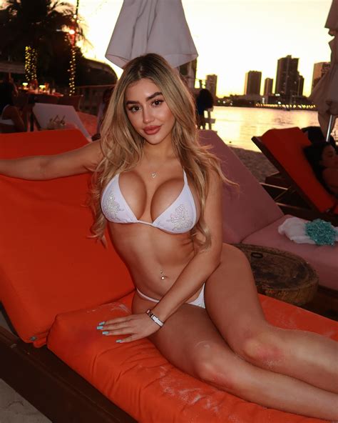 Tu - Hey guys! I’m Diosa Mariela ️ I create content on TikTok, OnlyFans