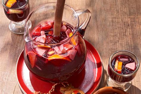 Sangria: Rezepte und Zubereitungstipps - [ESSEN UND TRINKEN]