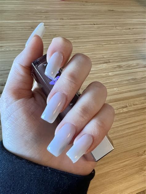 I did my first hard gel overlay 🥳 : r/DIYGelNails
