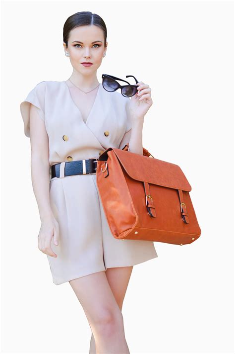 BACKGROUND REMOVE on Behance