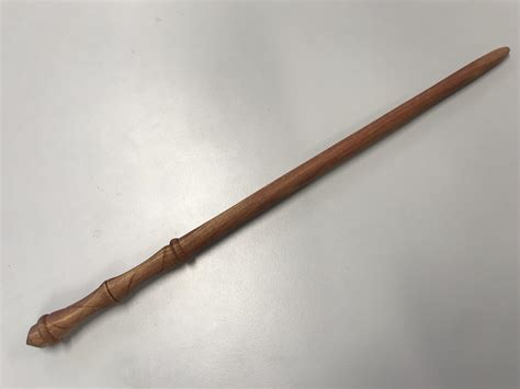 13” Cedar wand, finished with linseed and shellac-wax : r/Wandsmith