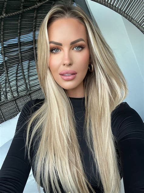 Hannah Love - LUXE