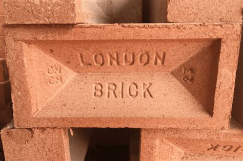 London Brick featured on BBC TV programme ‘Inside the Factory’ - Forterra