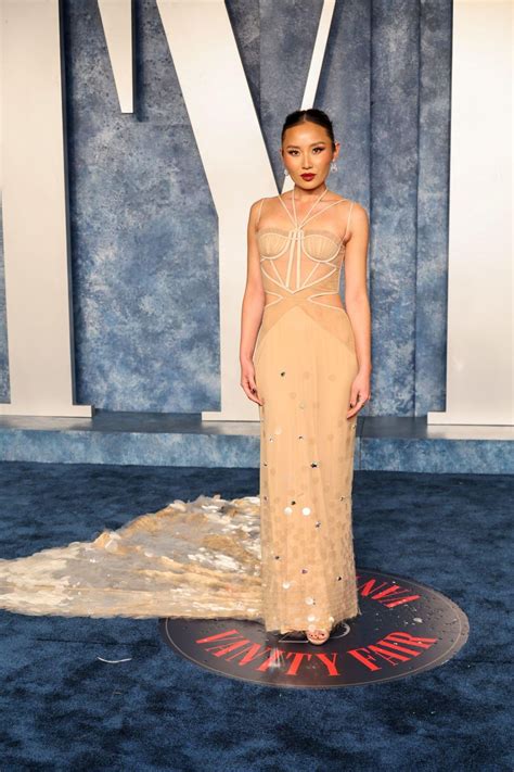 Li Jun Li Outfits & Style Photos • CelebMafia