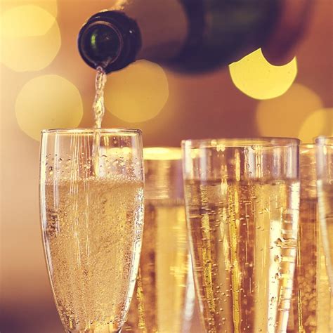 What Is Prosecco? Prosecco vs. Champagne | SPAR