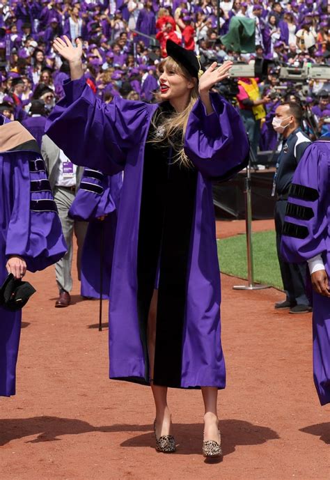 Taylor Swift Receives Honorary Doctorate Degree From NYU | POPSUGAR ...