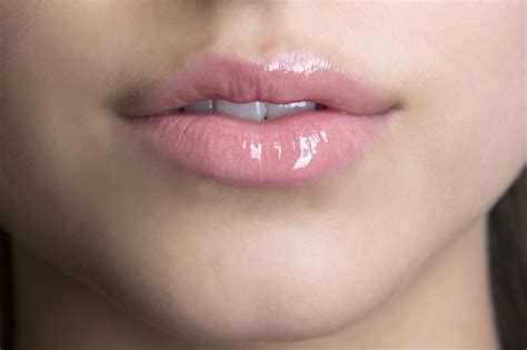 The Best Lip Gloss Tips And Tricks