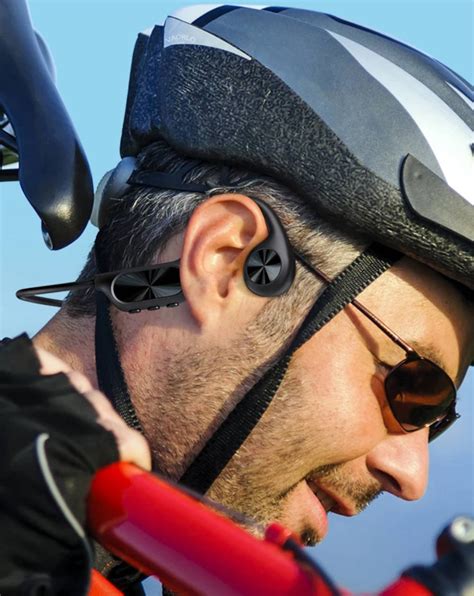 Waterproof bone conduction headphones