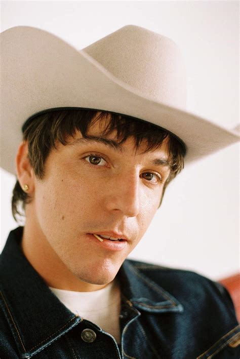 Role Model Says Gracie Abrams Tour Is ‘Like a Wholesome Sweat Tour