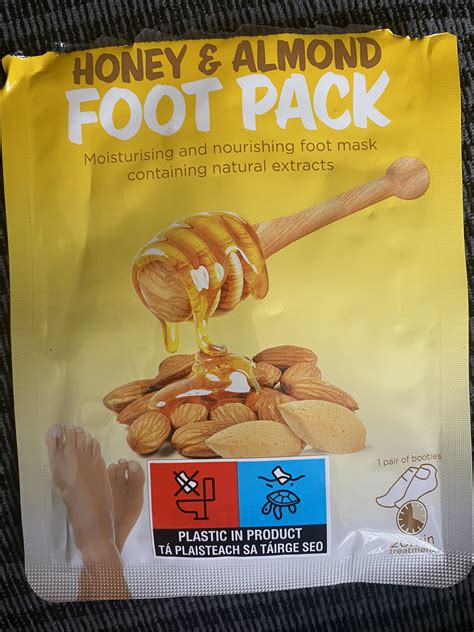 Goddess L 😈 on Twitter: "Foot mask time! Sundays are made for self care