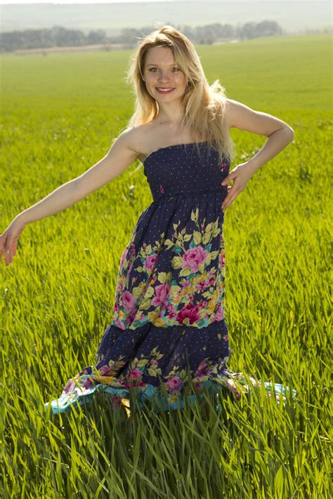 Malinda A : r/LadiesofMetArt