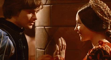 Romeo And Juliet GIF - RomeoAndJuliet - Discover & Share GIFs