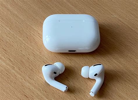 Решился на AirPods Pro. Рассказываю плюсы и минусы после недели ...