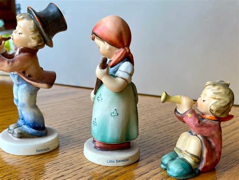 (3) Vintage Hummels - Sweeper Girl, Serenade, And Girl With Horn #28337