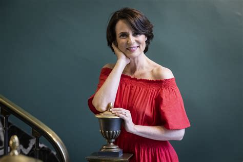 Aitana Sánchez-Gijón: "He podido vivir de mi trabajo; no hay premio que