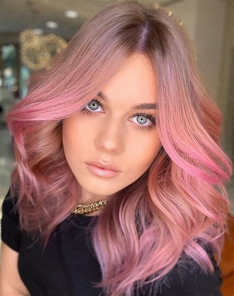 50 Eye-Catching Rose Gold Hair Color Ideas - Hair Adviser