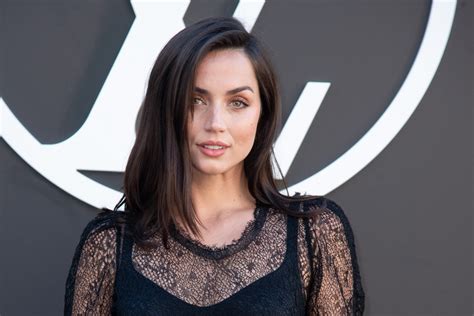 El yin y el yang de Ana de Armas por San Valentín: cena con Tom Cruise