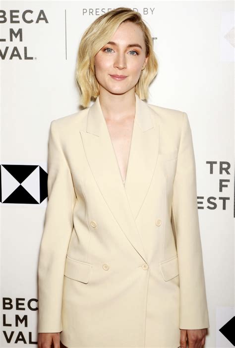 Saoirse Ronan Daily | Pretty females, Casual style, Celebrity style
