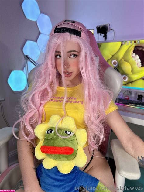 Hylia Fawkes OnlyFans Leak: The Secret's Out (But For How Long?) Image 9