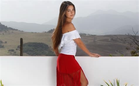 bare shoulders, women, model, brunette, HD Wallpaper | Rare Gallery