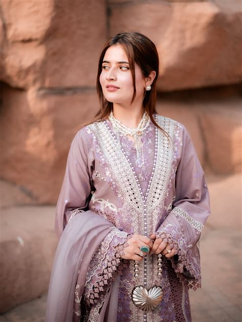 Aroob Jatoi (@aroob_jatoi) • Instagram photos and videos