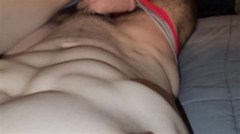 Hunk Mostrando Abdominales y Polla - Pornhub Gay