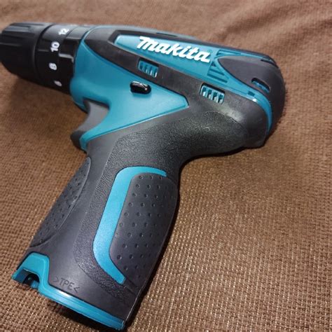 Makita - 【マキタ】マキタ 充電式 震動ドライバ ドリル HP330Dの通販 by りよ's shop｜マキタならラクマ