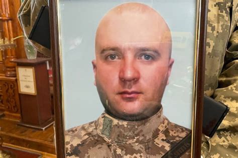 У Сумах попрощались з військовослужбовцем Віктором Дейнекою | The Sumy ...
