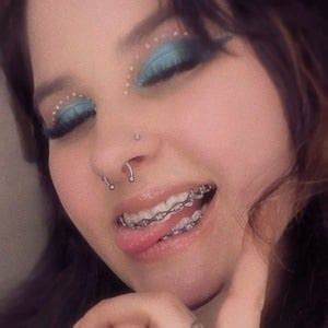Faye Valentine - Age, Bio, Family | Famous Birthdays