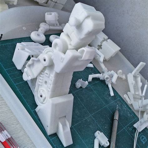 MMC R-45 Tortor (IDW DJD Tesarus) | TFW2005 - The 2005 Boards