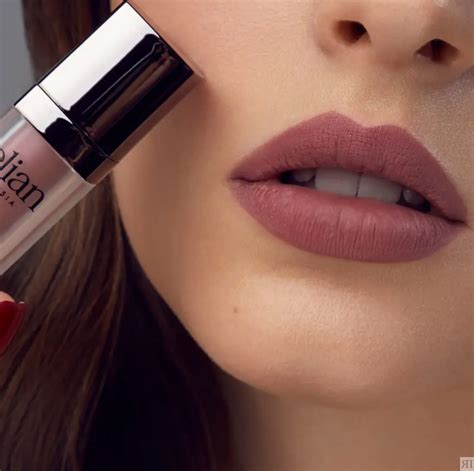 Жидкая матовая помада Superior Matte Liquid Lipstick 518 Faith Elian ...