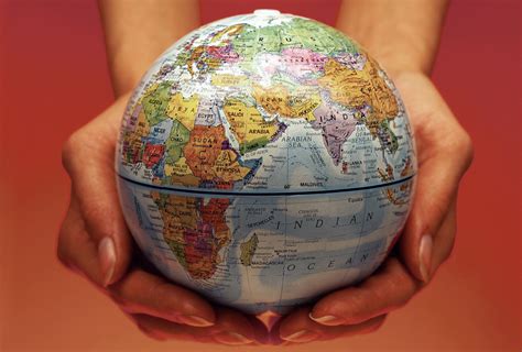 Самые безопасные страны в мире для туризма и жизни: рейтинг 2023