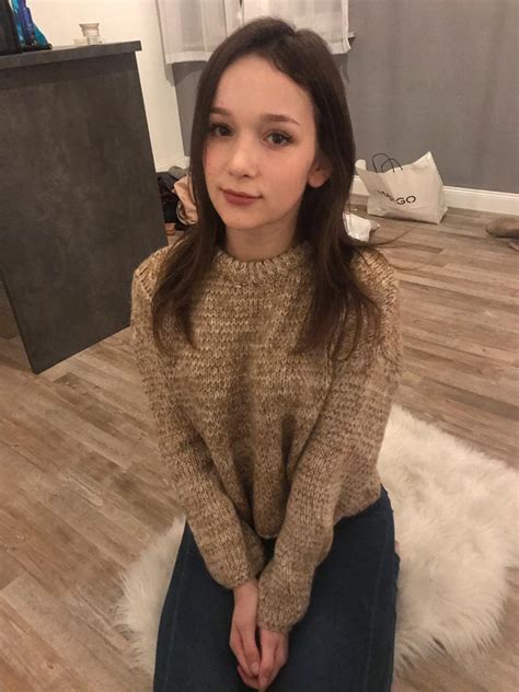 ellie leen goryachie foto