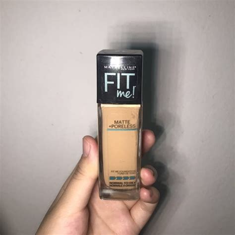 Maybelline Fit Me Matte + Poreless Foundation (Shade 228), Beauty ...
