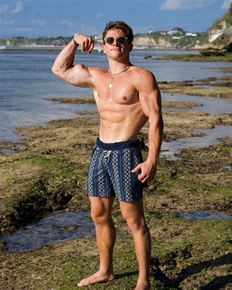 Dylan | Natural Bodybuilder | Fitness Coach | After 6 long months I’m