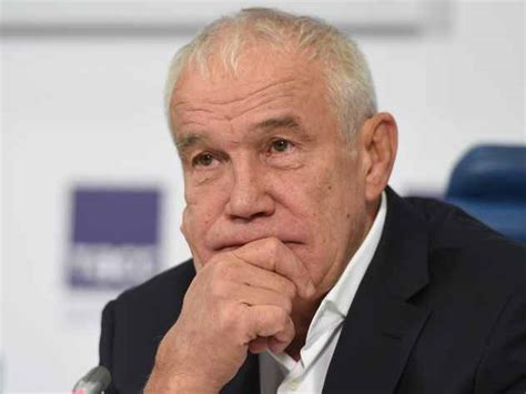 Гармаш рассказал о смеющихся идиотах на спектаклях - Экспресс газета