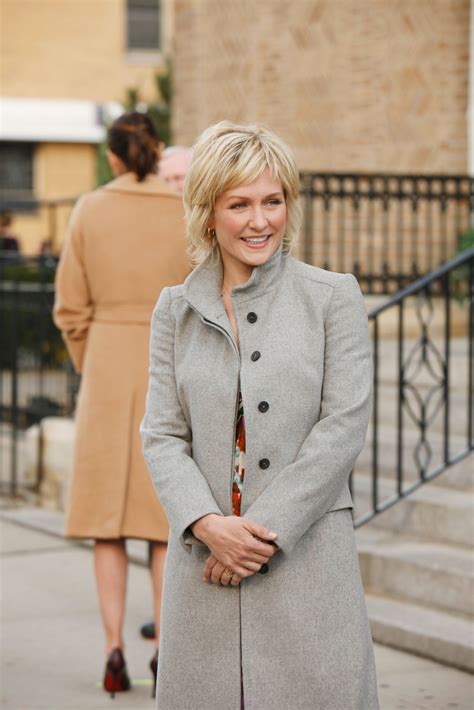 Amy Carlson - Actress