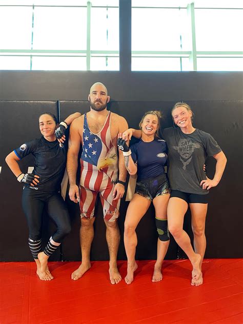 Veronica Hardy (@veronicahardymma) • Instagram photos and videos