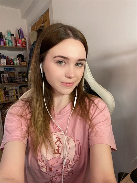 Aethel🩸☠️ on Twitter: "@Sydsnap @FrankieLollia incredibly based" / Twitter