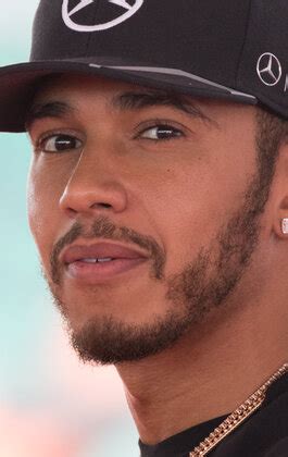 Льюис Хэмилтон (Lewis Hamilton): фильмы, биография, семья, фильмография ...
