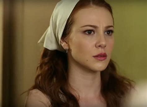 Elçin Sangu: A Rising Star in Turkish Television and Film - Onedio