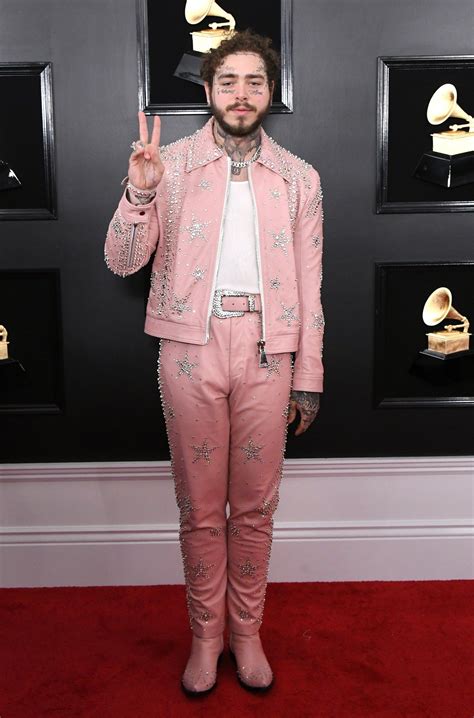 The Story Behind Post Malone’s Baby Pink Grammys Suit | Vogue Post