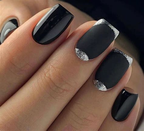 Unghie Capodanno: nail art per le feste natalizie | Foto e idee