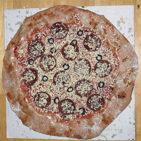 How to Decorate a Realistic Looking Pizza Cake Using Fondant, Food Dye ...