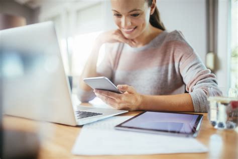 contact    touch  hawk financial today