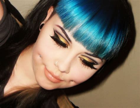 Everything about Cheek and Dimple Piercings | Piercing Guide